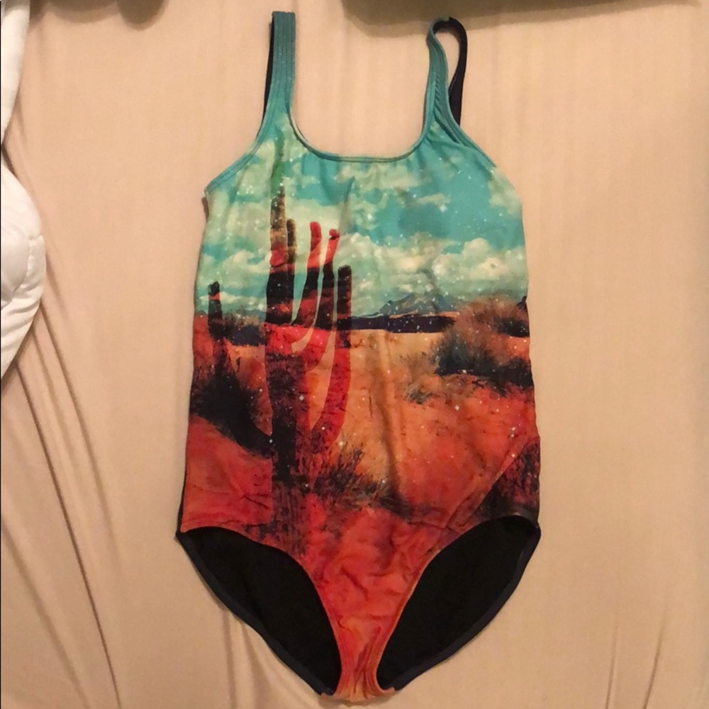Bathing suit